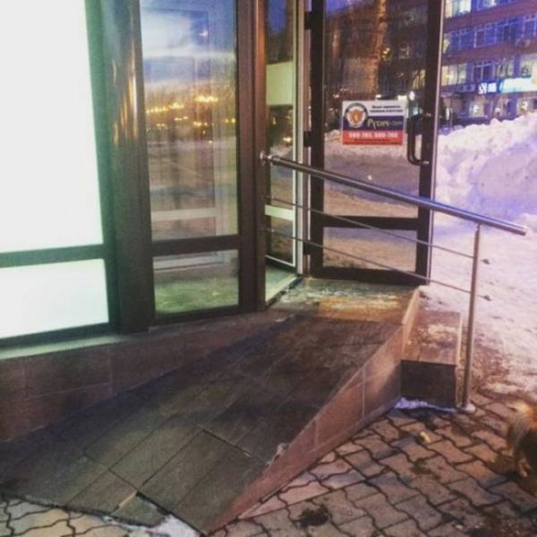 Когда за дело берутся некомпетентные люди Когда за дело берутся некомпетентные люди