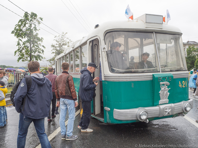 Автобусы и троллейбусы советской эпохи Автобусы и троллейбусы советской эпохи