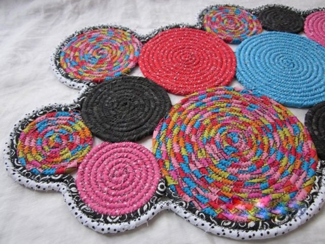 Креативный подход к самодельным коврикам