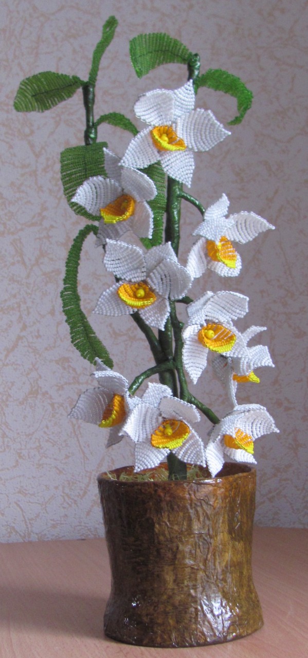 Орхидеи из бисера