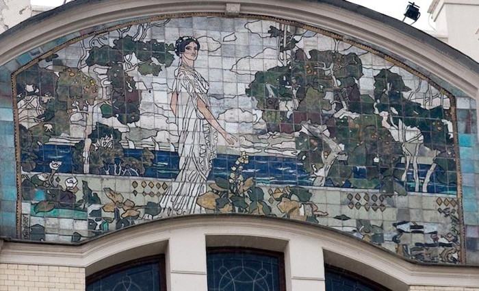 Панно на гостинице «Метрополь». М. Врубель. /Фото:russian-mayolica.ru Панно на гостинице «Метрополь». М. Врубель. /Фото:russian-mayolica.ru