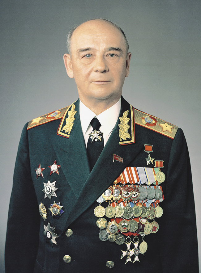 Маршал Советского Союза Сергей Соколов, уволенный в отставку после «дела Руста»