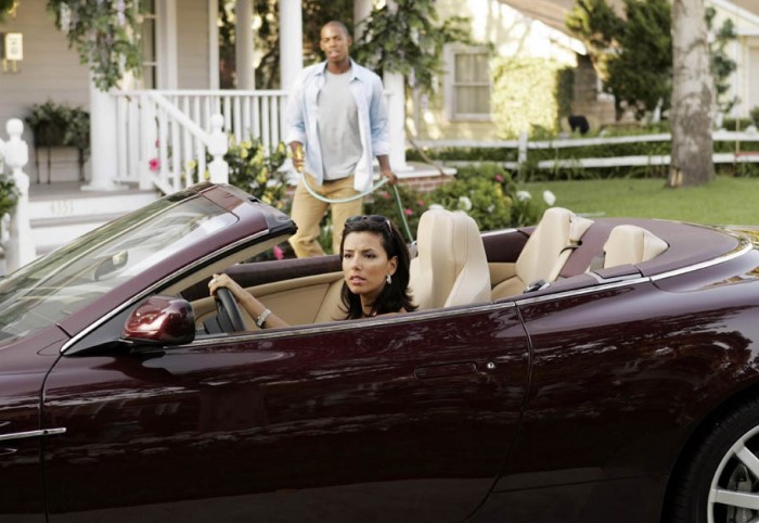 B кино легковая машина домохозяйки из пригорода звучит как гоночная Ferrari / Фото: images.kinorium.com B кино легковая машина домохозяйки из пригорода звучит как гоночная Ferrari / Фото: images.kinorium.com