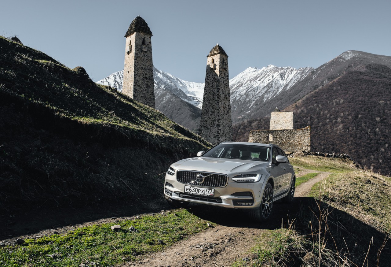 Тестируем новый Volvo V90 Cross Country в горах южной России. Фото 1