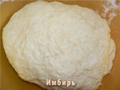 Булочки-гусенички с сосисками Булочки-гусенички с сосисками