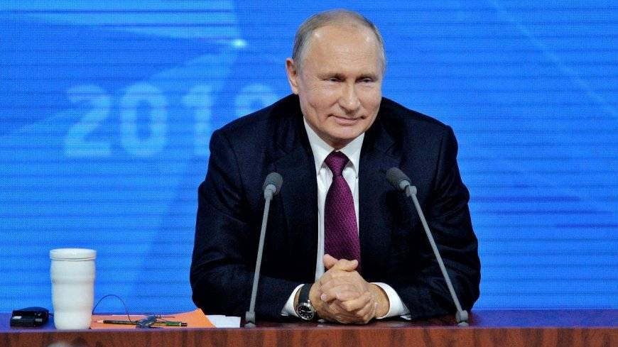 В Киеве боятся «папочек» Путина на Порошенко и Тимошенко В Киеве боятся «папочек» Путина на Порошенко и Тимошенко