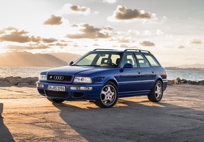 В Audi RS2 Avant не обошлось без помощи. В Audi RS2 Avant не обошлось без помощи.