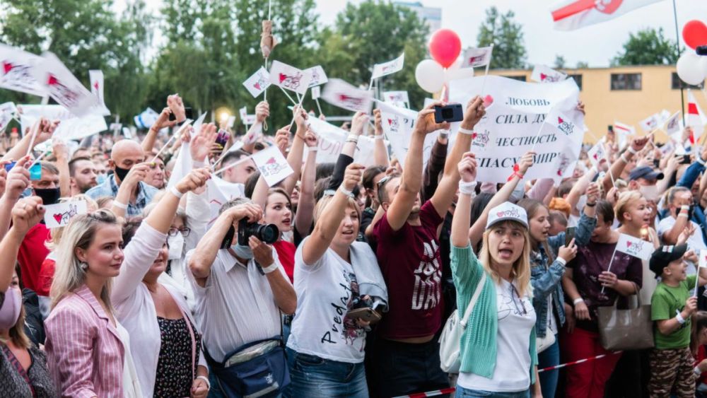 Лукашенко в тисках угрозы белорусского Майдана