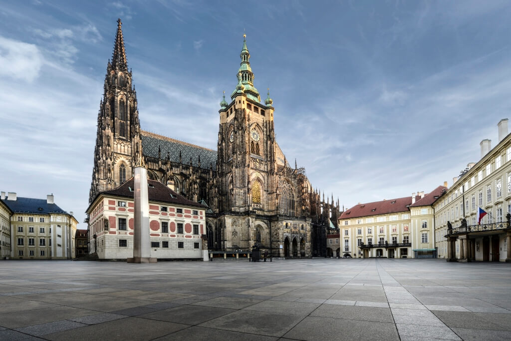 https://www.hrad.cz/file/edee/public/2015/09/svatyvit-20150923-141311.jpg