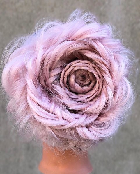 @braidedandblonde / Instagram.com
