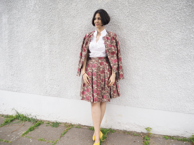 Joe Browns Matching Blazer and Full Skirt Joe Browns Matching Blazer and Full Skirt