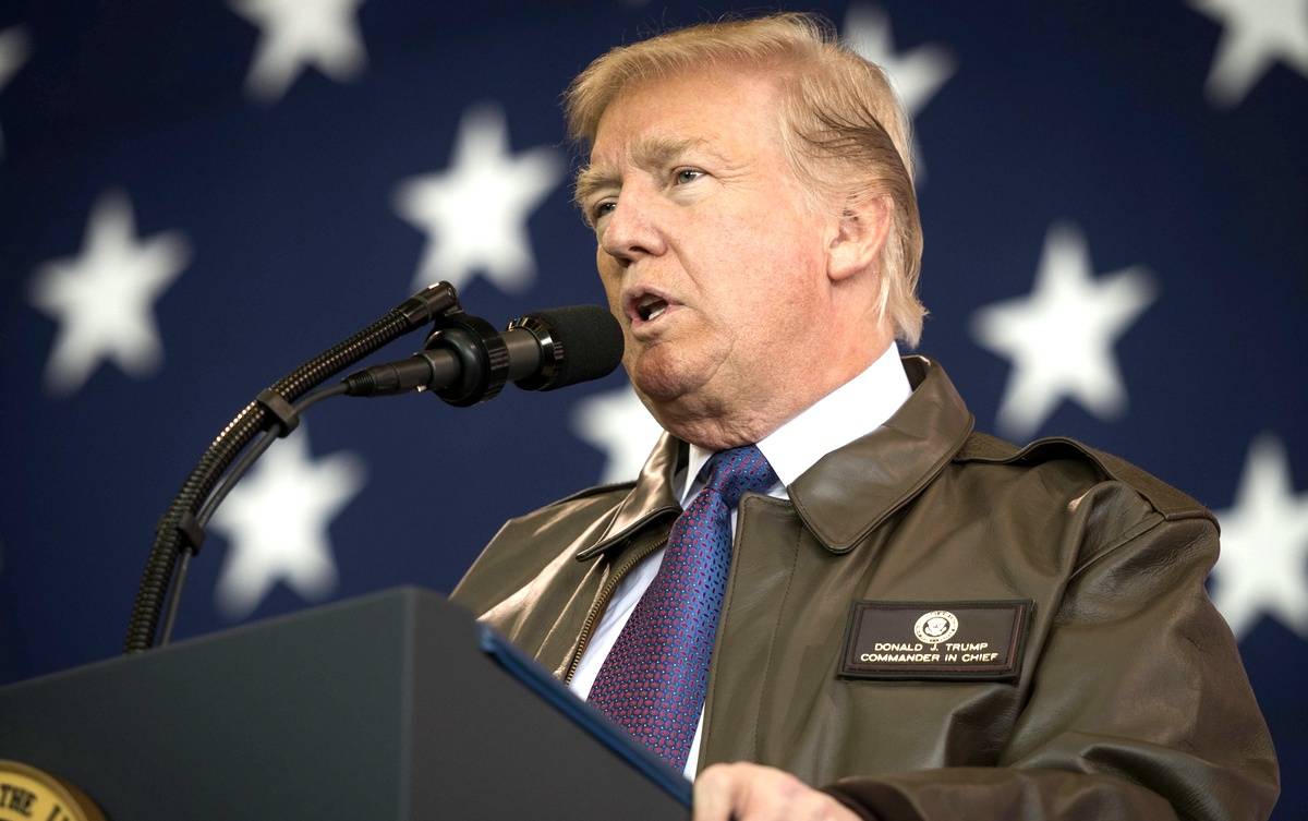 Расплата за самоуверенность: почему Трамп не сможет победить COVID-19 в США Расплата за самоуверенность: почему Трамп не сможет победить COVID-19 в США