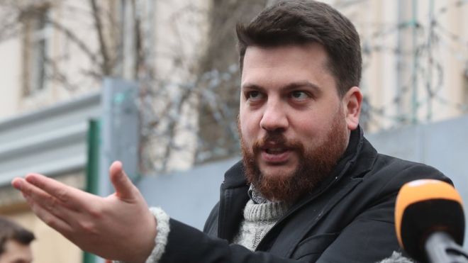 Правая рука Навального Леонид Волков просит деньги на свой день рождения