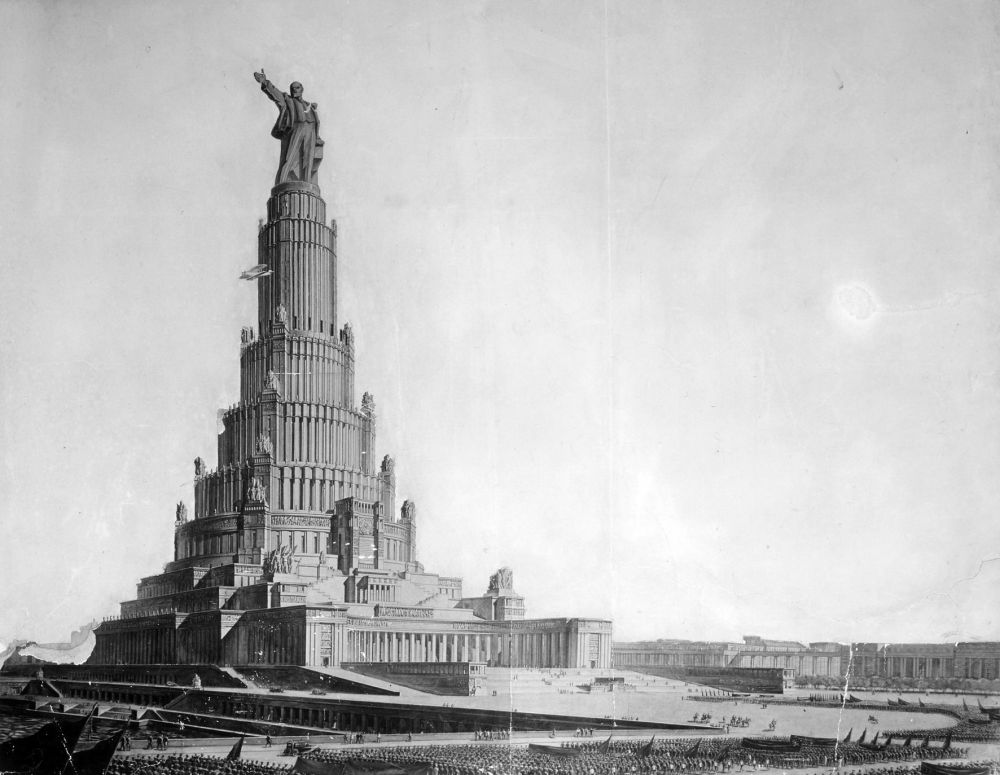 5 грандиозных зданий, которые должны были построить в Москве
