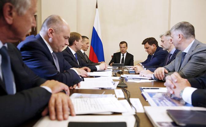 Михаил Делягин: Правительство ошалело
