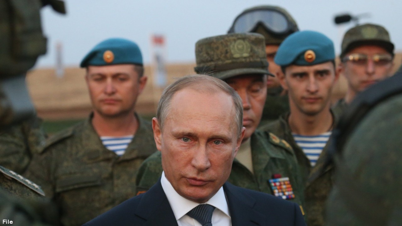 Путин приказал начать вывод войск из Сирии Путин приказал начать вывод войск из Сирии