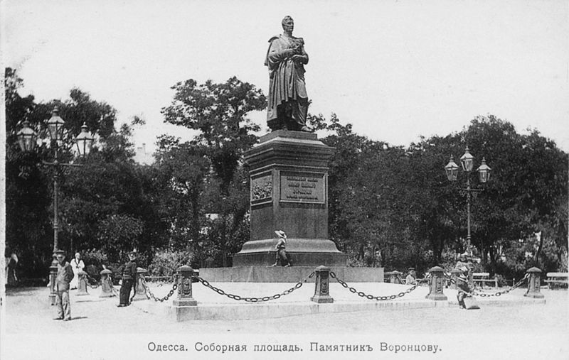 File:Monument of Vorontsov in Odessa.jpg