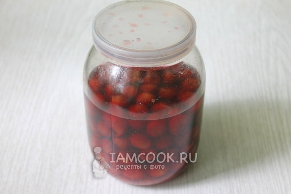 Закрыть банку крышкой