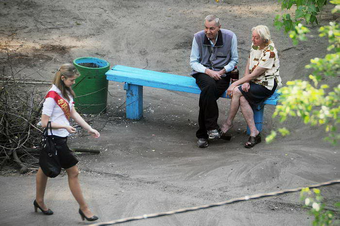 10 лет из жизни одной скамейки: фотографии Евгения Котенко 10 лет из жизни одной скамейки: фотографии Евгения Котенко