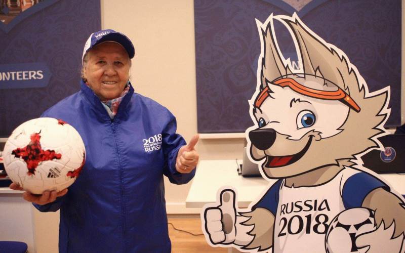 Самым возрастным волонтером ЧМ-2018 стала 86-летняя Лидия Никитична из Саранска