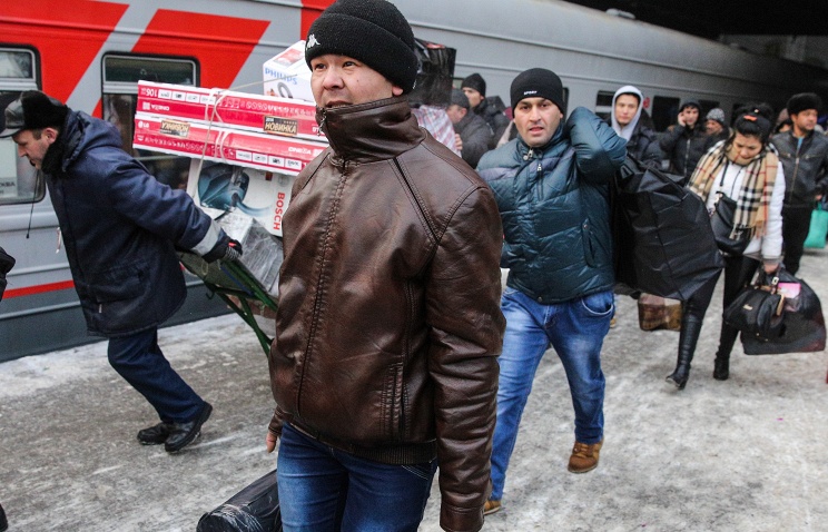 ТАСС: Граждане СНГ будут въезжать в Россию только по загранпаспортам