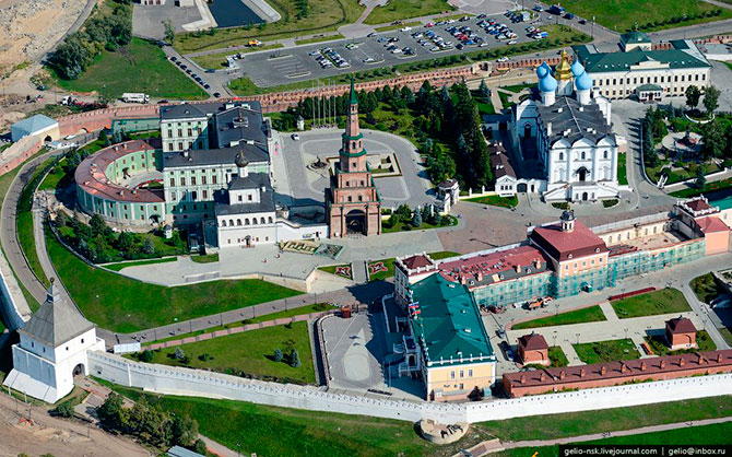 Величественный Казанский кремль (42 фото) Величественный Казанский кремль (42 фото)