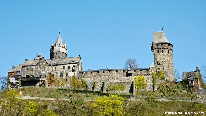  - Burg Altena