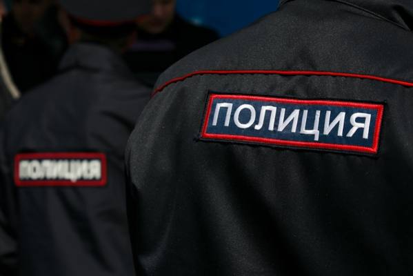 Полиция задержала магаданца, подозреваемого в краже автомагнитолы за 33 тысячи рублей