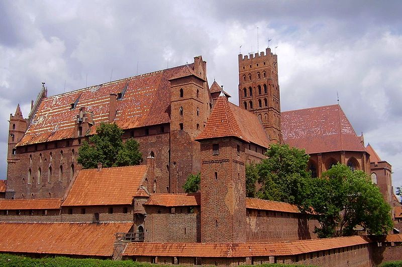 File:Zamek wysoki malbork 01.jpg