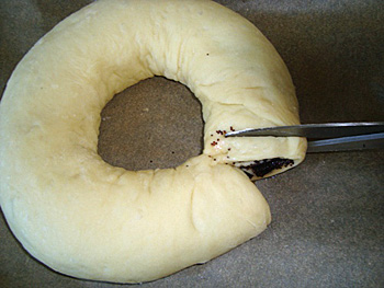 Пирог-рулет с маком «Бабушкина салфетка»