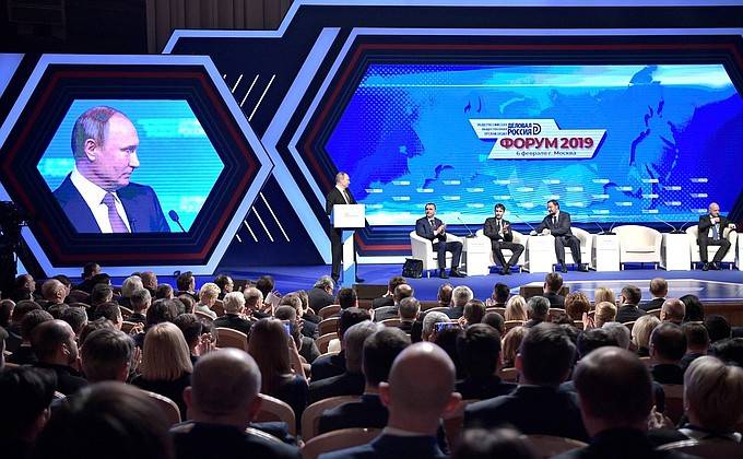 СМИ Запада объявили о "сомнениях" Кремля в отношении Мадуро