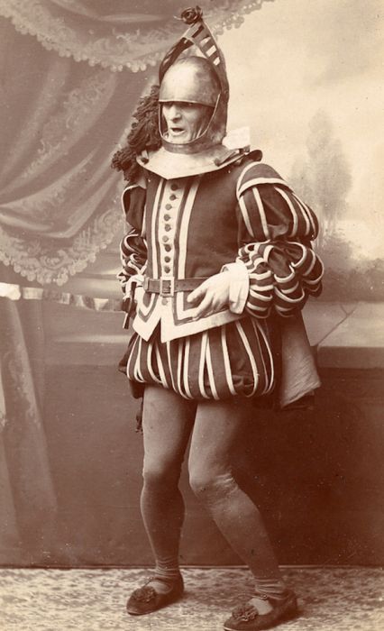 Странные снимки из прошлого (40 фото) Странные снимки из прошлого (40 фото)