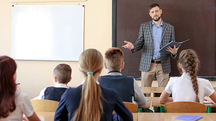 Хватит прессовать учителей! Хватит прессовать учителей!