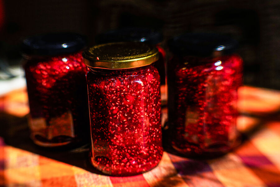 Врач Меркулова: в день можно есть не более 50 г варенья