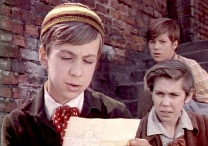 Кадр из фильма *Кортик*, 1973 | Фото: kino-teatr.ru segodnya.ua Кадр из фильма *Кортик*, 1973 | Фото: kino-teatr.ru segodnya.ua