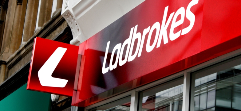 FA прекращает сотрудничество с Ladbrokes
