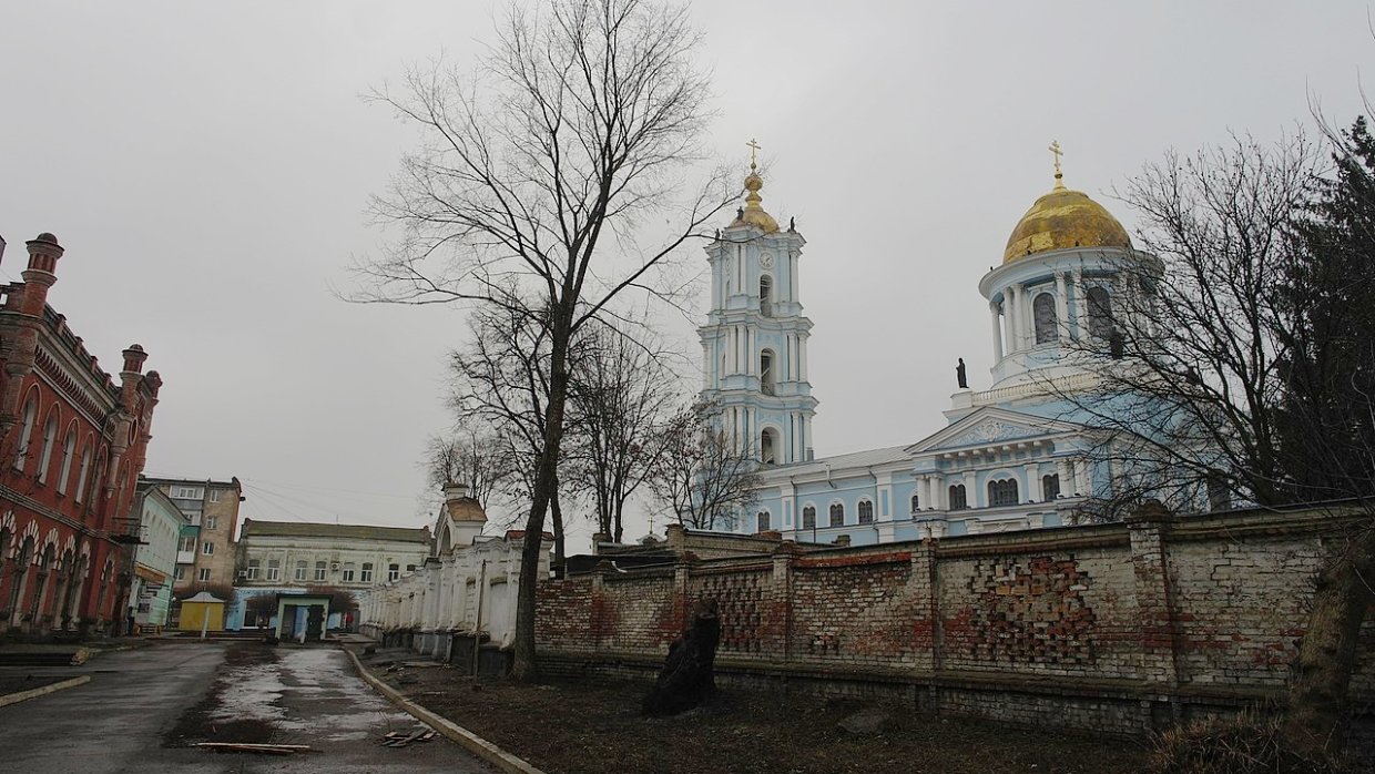 Полиция задержала подозреваемых во взрыве пиротехники у храма УПЦ в Сумах