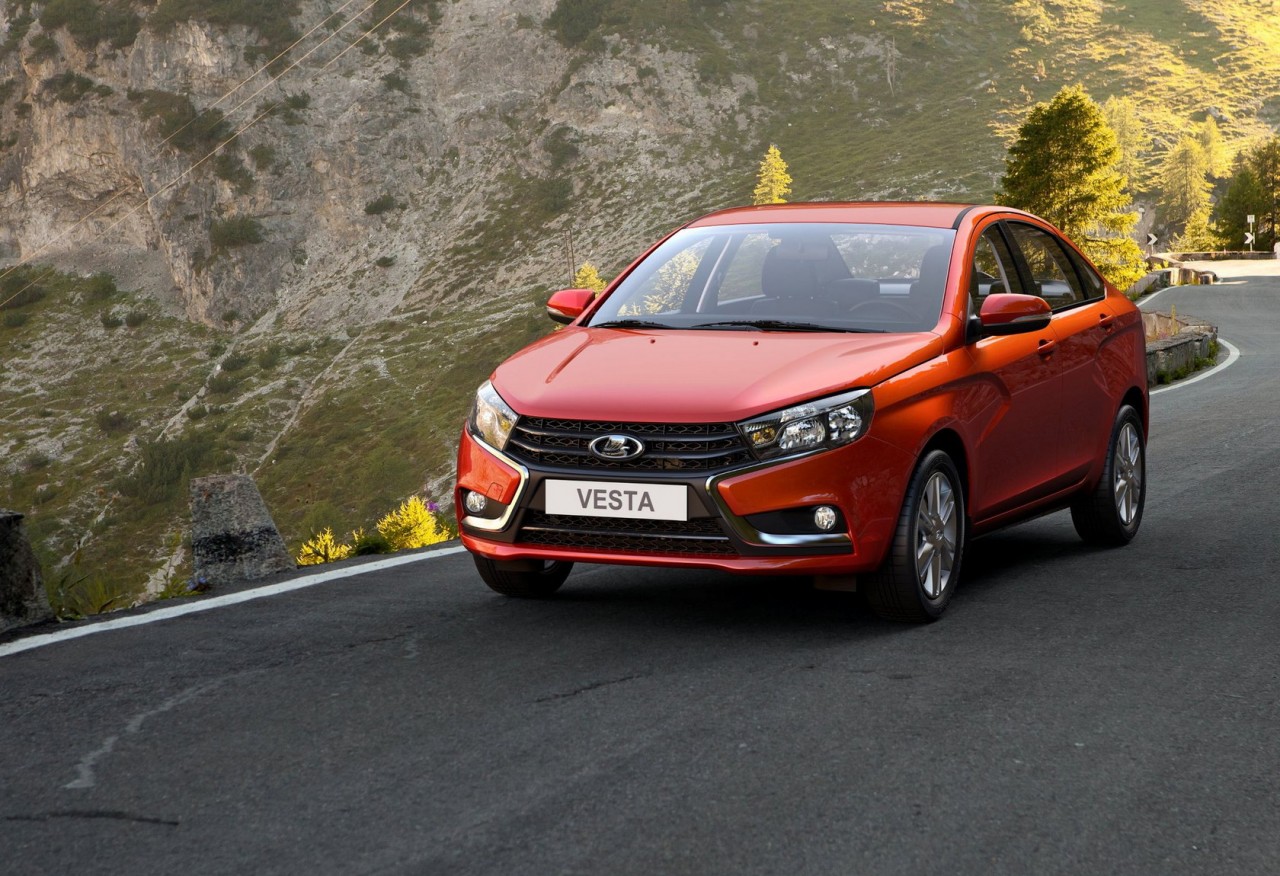 Чем создатели Vesta владельцам прежних Lada не угодили?