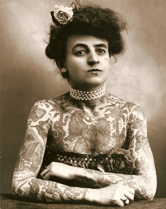 Мод Вагнер (Maud Wagner) — первая хорошо известная женщина тату-мастер в США. Мод Вагнер (Maud Wagner) — первая хорошо известная женщина тату-мастер в США.