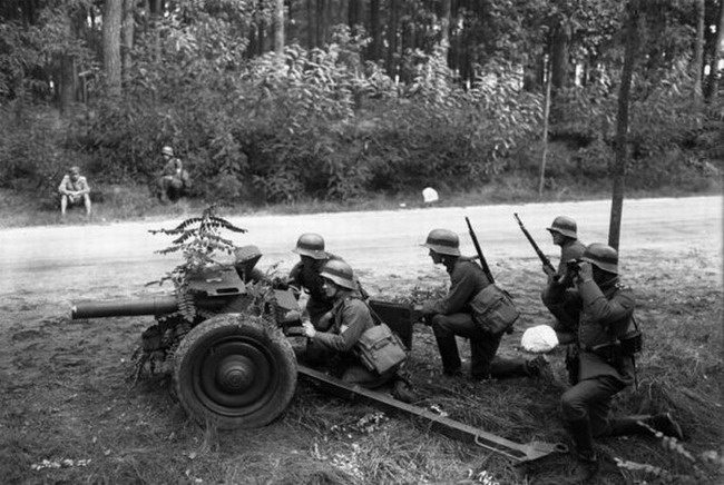 СОСТОЯНИЕ РЕЙХСВЕРА В 1925 ГОДУ. Из доклада Тухачевского