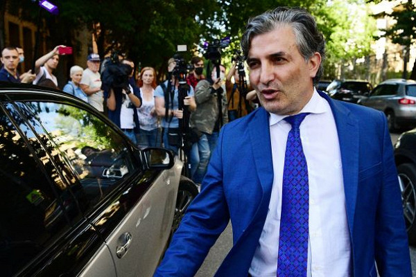 «Главный решала страны»: у адвоката Ефремова есть «козырь»