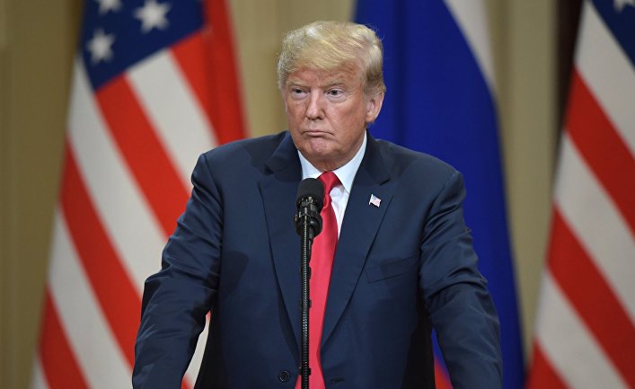 Трамп снова лизал ботинки