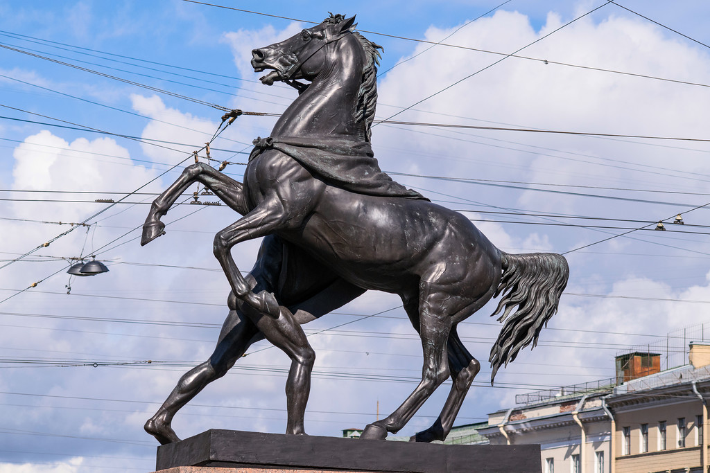 Скульптуры Аничкова мост в Санкт-Петербурге 4.jpg Скульптуры Аничкова мост в Санкт-Петербурге 4.jpg