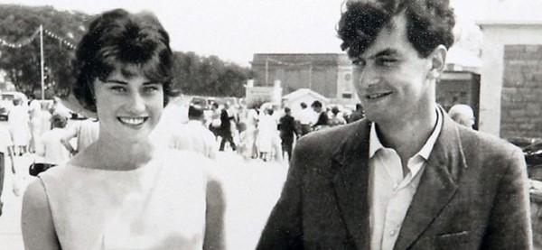 Живая память — спустя 20 лет после ее смерти стало ясно, КАК он ее любил...
