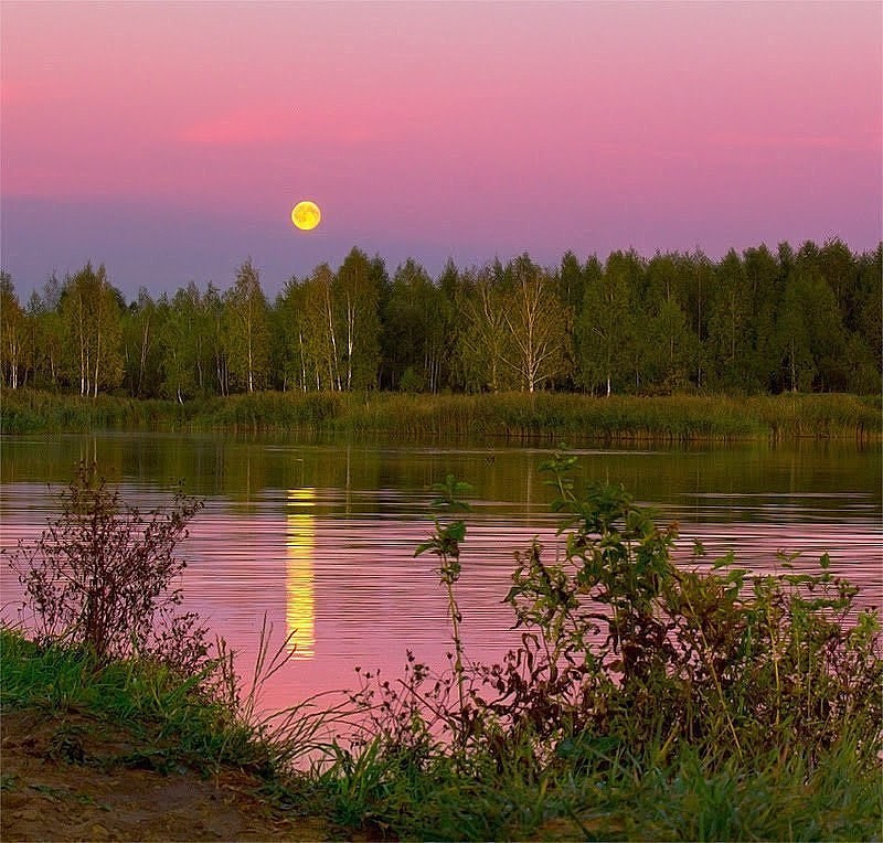 Ой, красивы на речке закаты!
