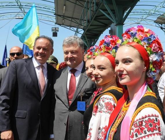 Реакция Киева на визит Путина в Крым рассмешила всю Россию Порошенко