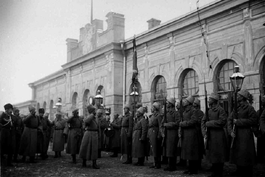 Что делал в Кирове Николай II