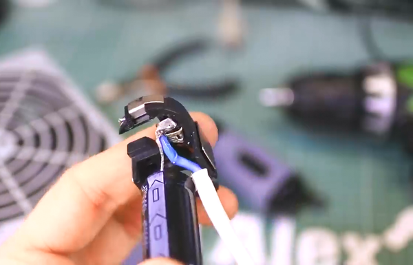 Как сделать из аккумуляторного шуруповёрта, сетевой (220V) Как сделать из аккумуляторного шуруповёрта, сетевой (220V)