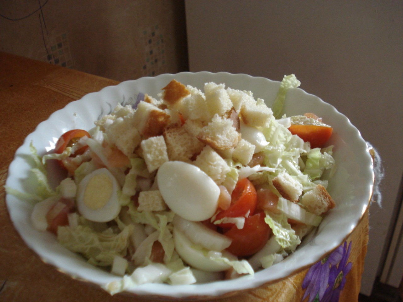 Салат с пекинской капустой и перепелиными яйцами рецепт Салат с пекинской капустой и перепелиными яйцами рецепт