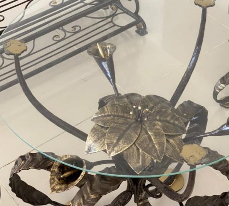 Как вписать кованую мебель в современный дизайн